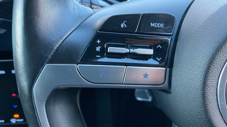 Hyundai TUCSON 1.6 TGDi 48V MHD Premium 5dr 2WD DCT Petrol Estate